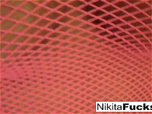 Solo fishnet solo with steaming mummy Nikita Von James