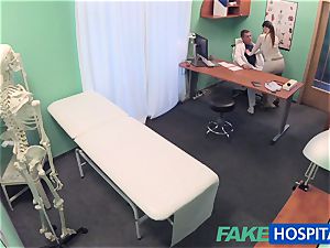 FakeHospital doc gets cool patients vulva moist